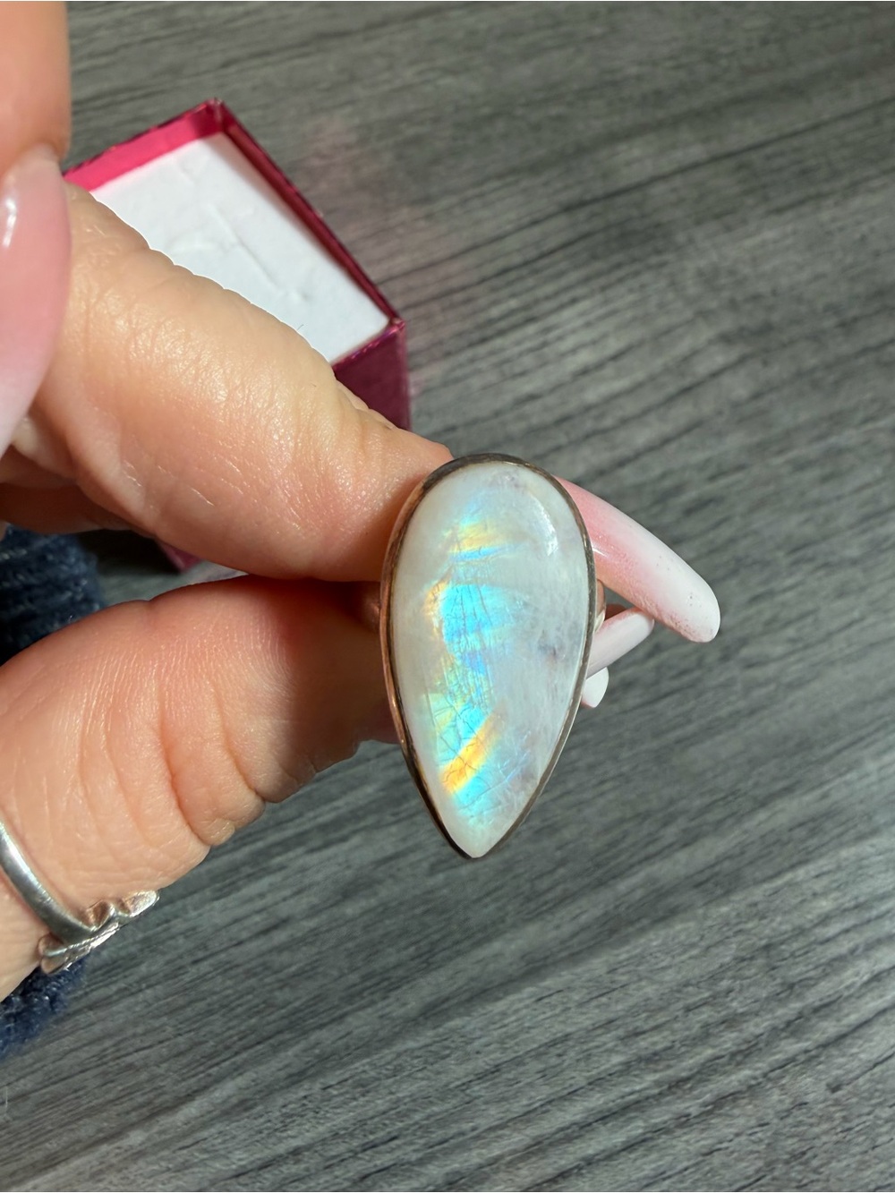 Teardrop Moonstone Ring in Silver- Women Jewelry - Picture 4 of 4